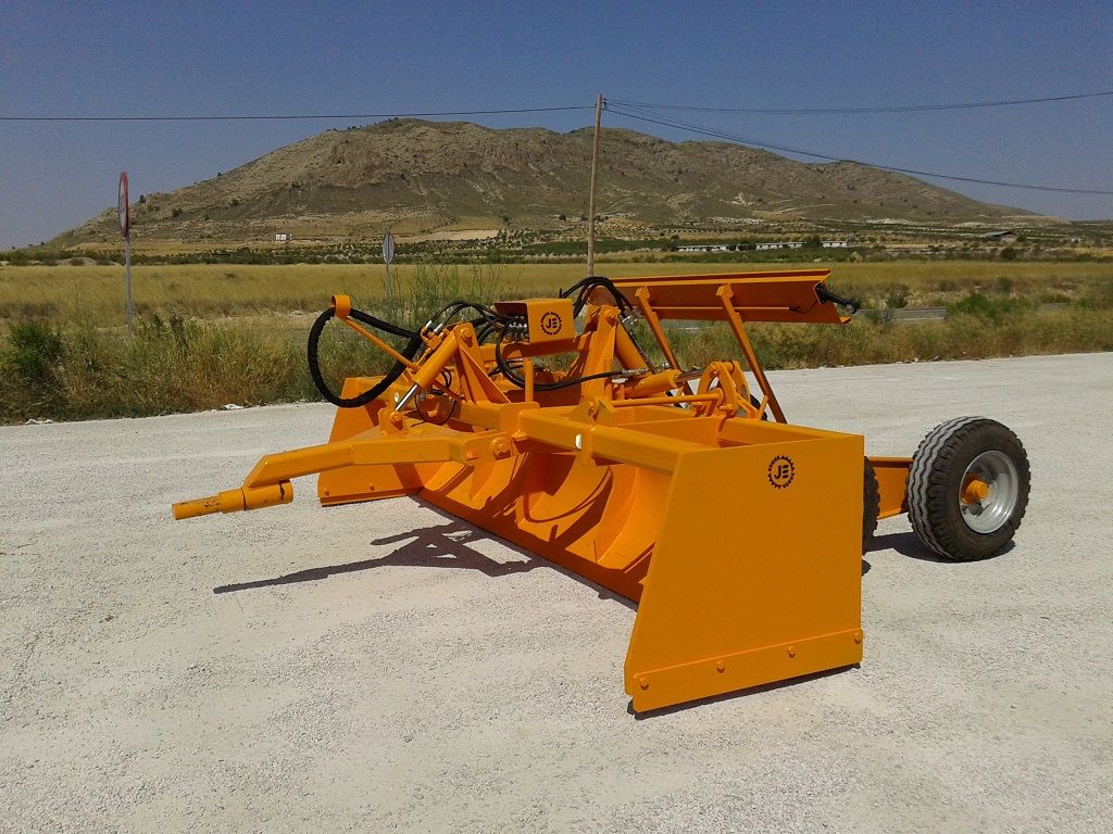  Refinadora abatible hidráulica para láser